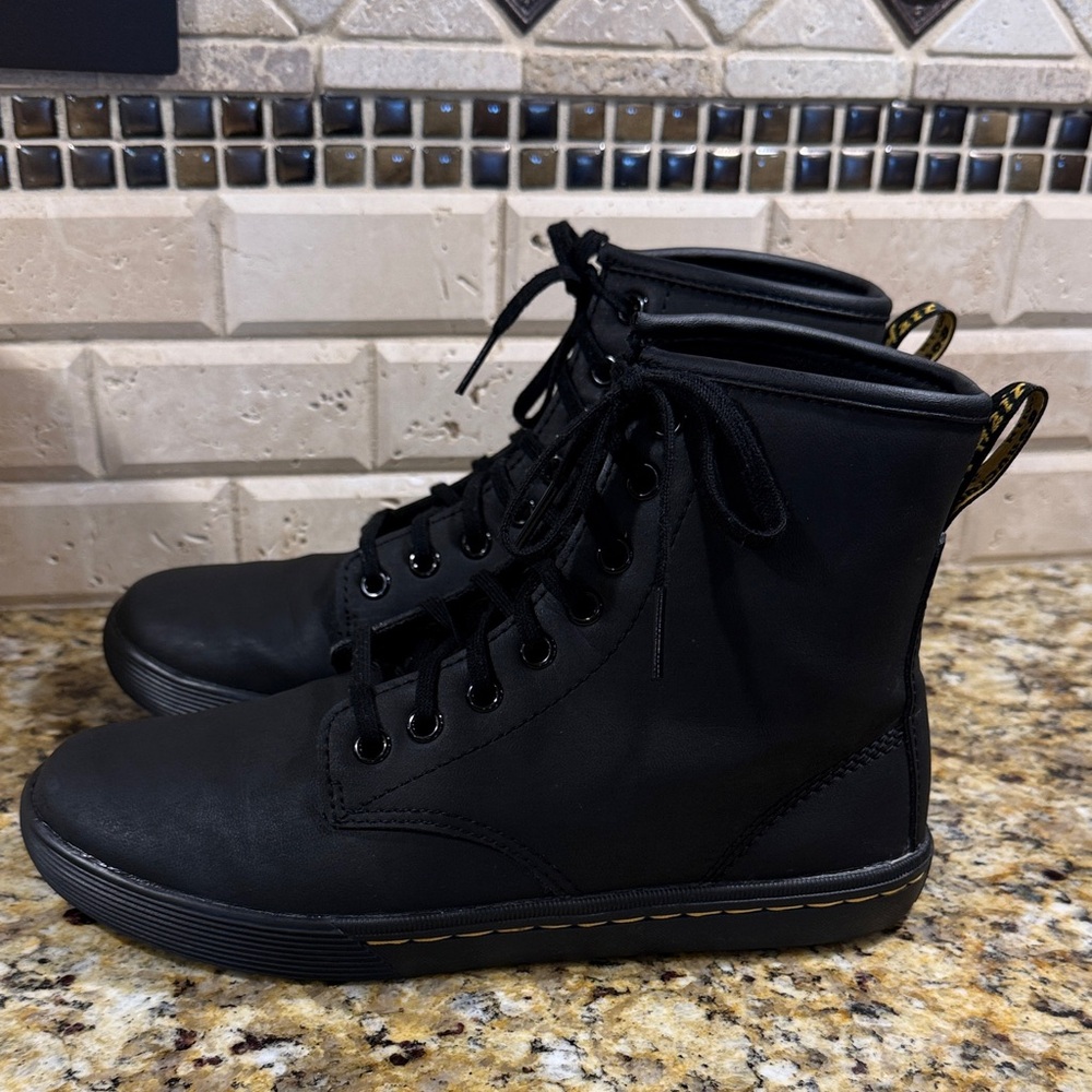 Dr. Martens Sheridan boots